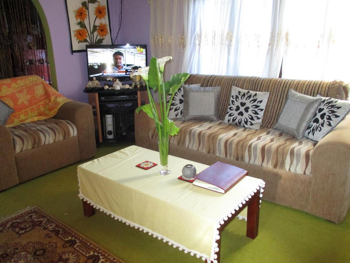 Redwood Homestay Nuwara Eliya Extérieur photo